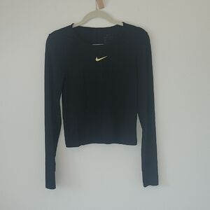 Nike Black Fitted Long Sleeve Cropped Tee